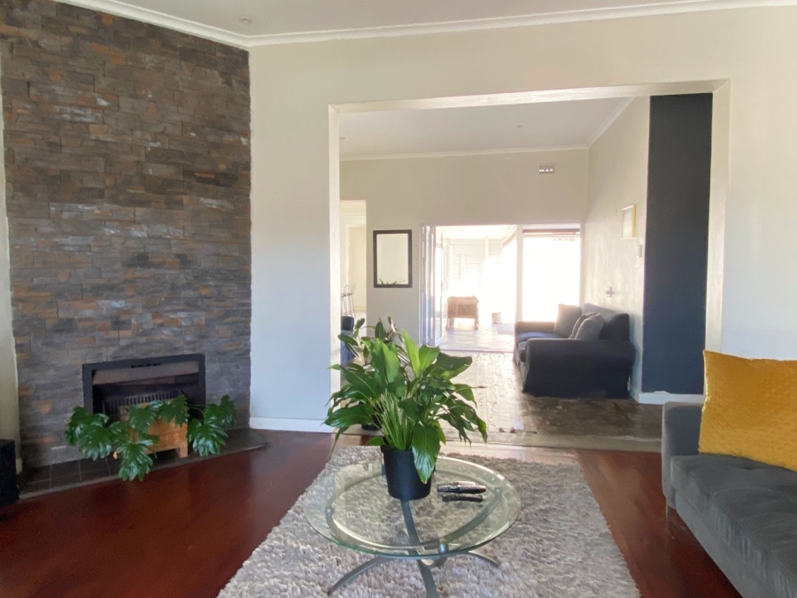 3 Bedroom Property for Sale in Kenilworth Upper Western Cape